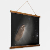 Het interstellaire object Oumuamua. Hangend Wandkleed (Gebogen)
