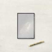 Het interstellaire object Oumuamua. Post-it® Notes (Op bureau)