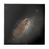 Het interstellaire object Oumuamua. Tegeltje (Voorkant)