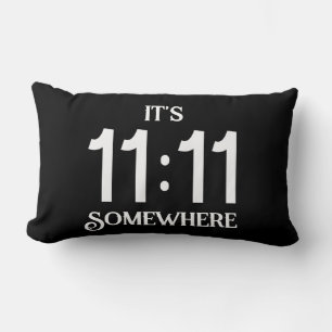 Het is 11:11 ergens numerologie manifesterend geta kussen
