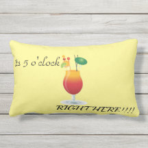 het is 5 uur hier in de open kussen