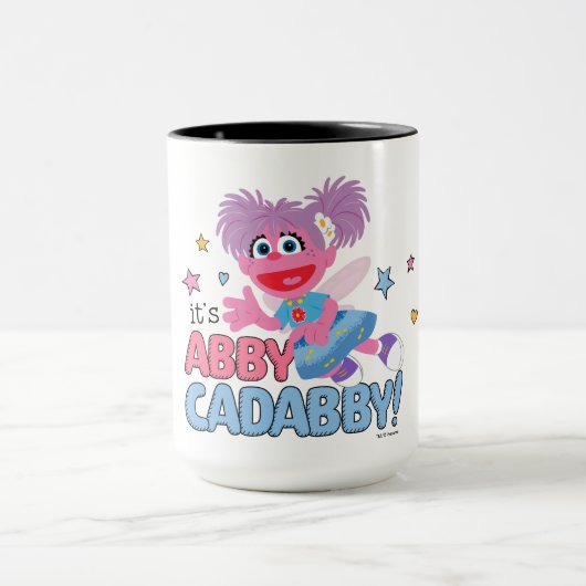 Het is Abby Cadabby. Mok (Midden)