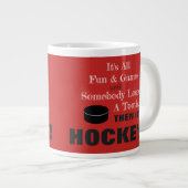 Het is All Fun & Games...Dan is het HOCKEY! Grote Koffiekop (Voorkant rechts)