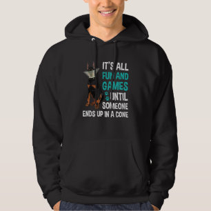 Het is allemaal leuk en games Dieren  Dierenarts V Hoodie