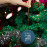 Het is allemaal plezier & games ondeugende lijst K Keramisch Ornament<br><div class="desc">Modern en leuk, deze "het is allemaal leuk en spelletjes tot de kerstman de stoute lijst controleert" met sneeuw vallende ornament is een leuk cadeau om te geven aan vrienden en familie dit vakantieseizoen. Beschikt over een kalligrafie / typografie afbeelding van "het is allemaal leuk en games 'til Santa controleert...</div>