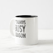 Het is altijd druk seizoen tweekleurige koffiemok (Voorkant links)