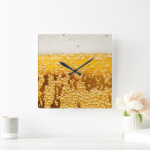 Het is Beer:30 Vierkante Klok (Huis)