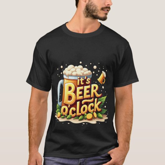 het is bier op de klok t-shirt (Voorkant)
