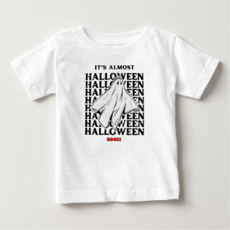 Het is bijna Halloween T-shirt
