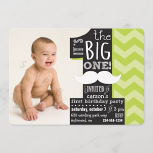 Het is de grote. Eerste uitnodiging op de foto van