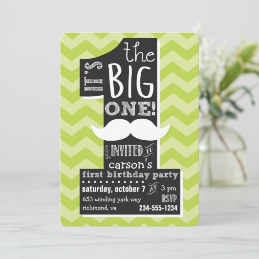 Het is de grote. Eerste uitnodiging van de jongen  (Staand voorkant)