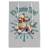 Het is de Zoomie Time Poodle Medium Cadeauzakje (Achterkant)