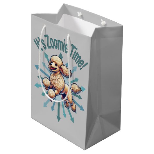 Het is de Zoomie Time Poodle Medium Cadeauzakje (Achterkant Gekanteld)