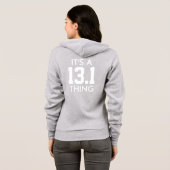 Het is een 13,1-halve marathonding hoodie (Achterkant volledig)
