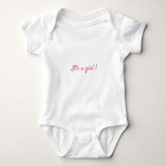 Het is een baby meisje Minimalistische baby T-shir Romper