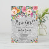 Het is een Baby shower van een meisje met zilveren Kaart (Staand voorkant)