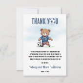 Het is een Boy Bearly Wait Soccer Player Baby show Bedankkaart (Voorkant)