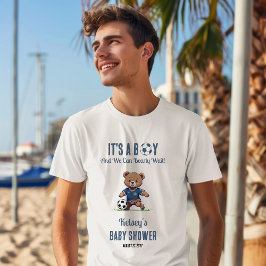 Het is een Boy Bearly Wait Soccer Player Baby show T-shirt