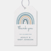 Het is een Boy Boho Rainbow Baby shower Cadeaulabel (Voorkant)
