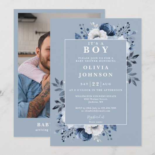 Het is een Boy Dusty Blue Floral Photo Baby shower Kaart (Voorkant / Achterkant)