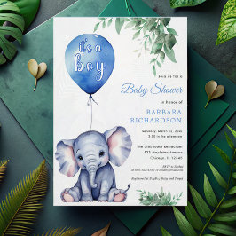 Het is een Boy Elephant Balloon Blue Baby shower Kaart