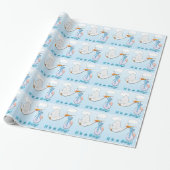 Het is een Boy Stork Baby shower inpakpapier (Uitgerold)