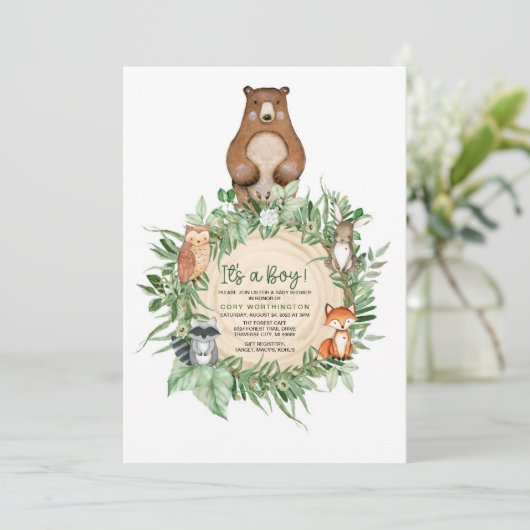 HET IS EEN BOY WOODLAND BABY SHOWER INVITATIE KAART (Staand voorkant)