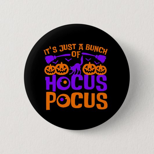 Het is een bundel Hocus Pocus Halloween T-Shirt Ronde Button 5,7 Cm (Voorkant)