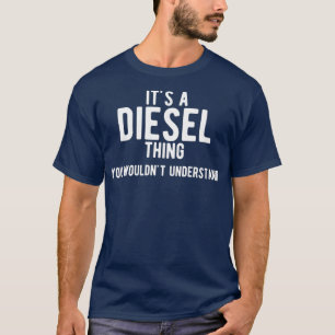 Het is een Diesel Thans Mechanische Trucker T-shirt