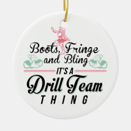 Het is een drilteam ding keramisch ornament
