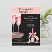 Het is een dubbel verjaardagsfeest Zwarte Champagn Kaart (Staand voorkant)