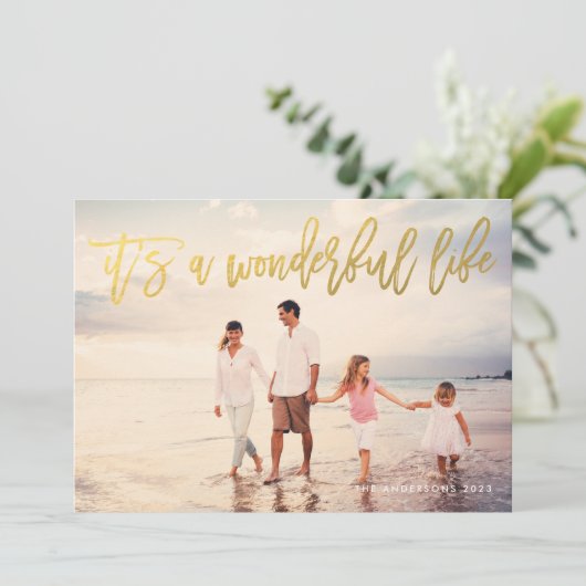 Het is een geweldige Faux Folie Holiday-fotokaart Feestdagenkaart (Staand voorkant)