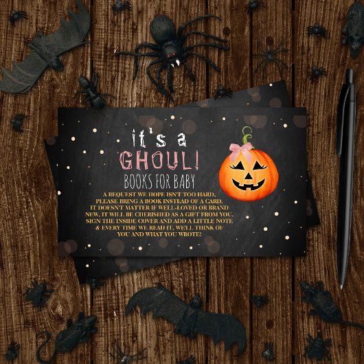 Het is een Ghoul. Little Pumpkin Halloween Baby sh Informatiekaartje