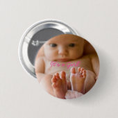 Het is een Girl Button met schattige baby (Voorkant /achterkant)