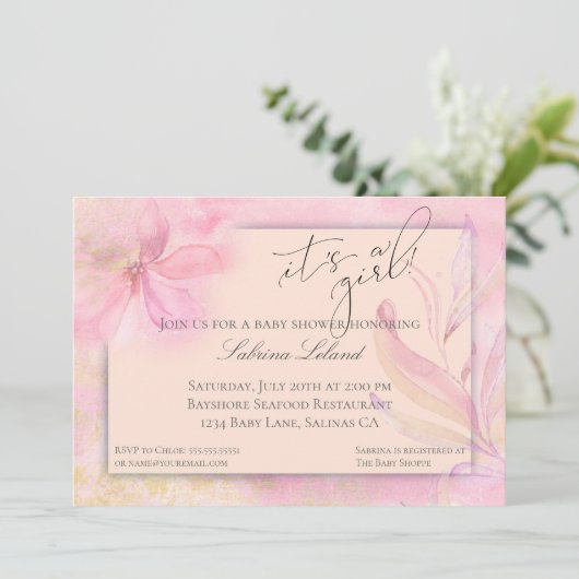 Het is een Girl Pink Waterverf Floral Baby shower Kaart (Staand voorkant)