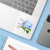 Het is een goed blauwe hydrangea sticker (Laptop met iPhone)