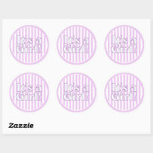 Het is een Gril Pink Stripe aankondiging Ronde Sticker (Vel)