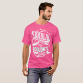 Het is een HAMBLIN ding T-shirt (Voorkant volledig)