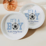 Het is een jongen! Blue Soccer Baby shower Papieren Bordje<br><div class="desc">Dit zijn papieren borden met een voetbalthema en een blauw stipontwerp. Het is een jongen! Het ontwerp is eenvoudig en minimaal.</div>
