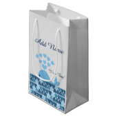 Het is een jongen! Cute Whale Klein Cadeauzakje (Voorkant Gekanteld)