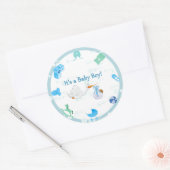 Het is een jongen - Gepersonaliseerd Baby shower Ronde Sticker (Envelop)