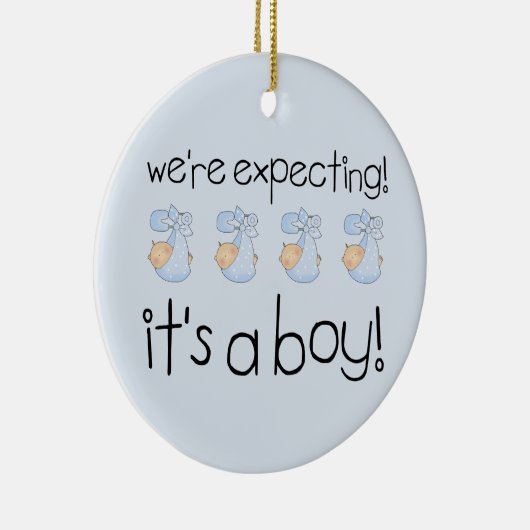 Het is een jongen keramisch ornament (Rechts)