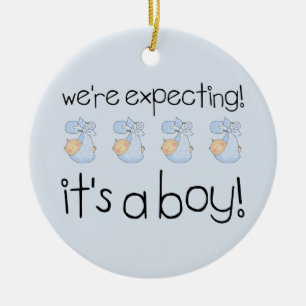 Het is een jongen keramisch ornament