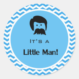 Het is een jongen, kleine man blauwe stickers. ronde sticker