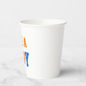 Het is een jongen pompoen. papieren bekers (Links)