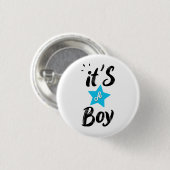 Het is een jongen ronde button 3,2 cm (Voorkant /achterkant)