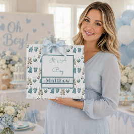 Het is een jongenskledinglijn Naam Baby Cadeaupapier