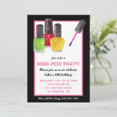 Het is een Mani-Pedi feestje! Nail Polish verjaard Kaart (Staand voorkant)