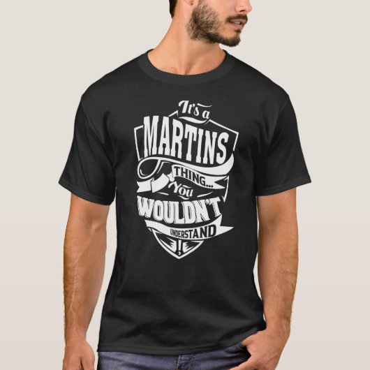 Het is een MARTINS-cadeaupremie T-shirt (Voorkant)