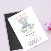 Het is een meisje Baby shower Elephant Wearing Bow Kaart
